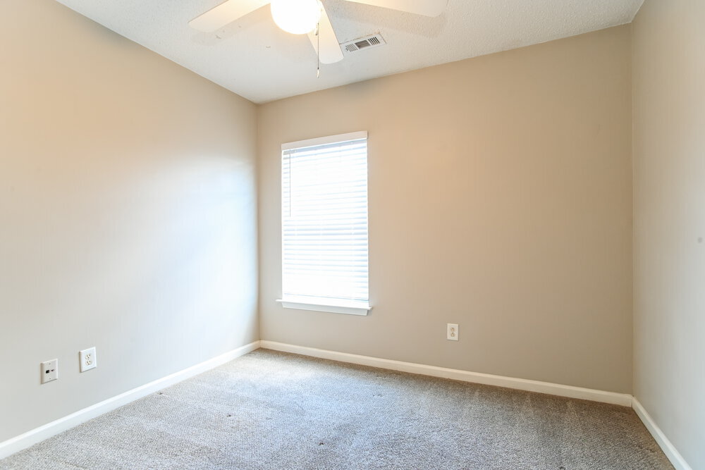 Building Photo - 913 River Trail Rd