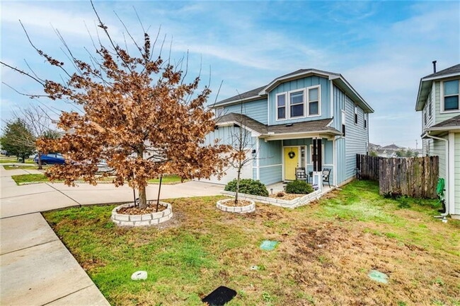 Building Photo - Four Bedroom Home Available for June Move-In!