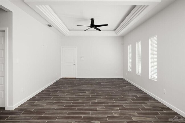 Building Photo - 17 Beverly Ave