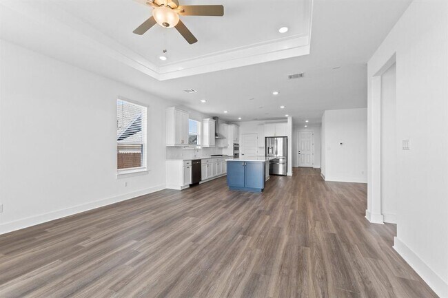 Building Photo - 323 Fish Trap Rd
