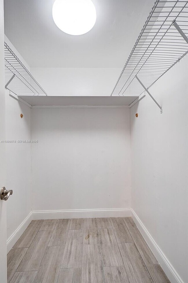 Building Photo - 10131 NW 35th St