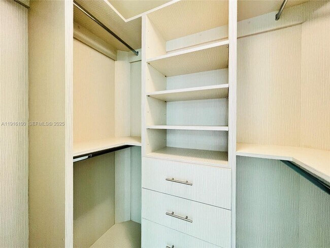 Building Photo - 1300 S Miami Ave