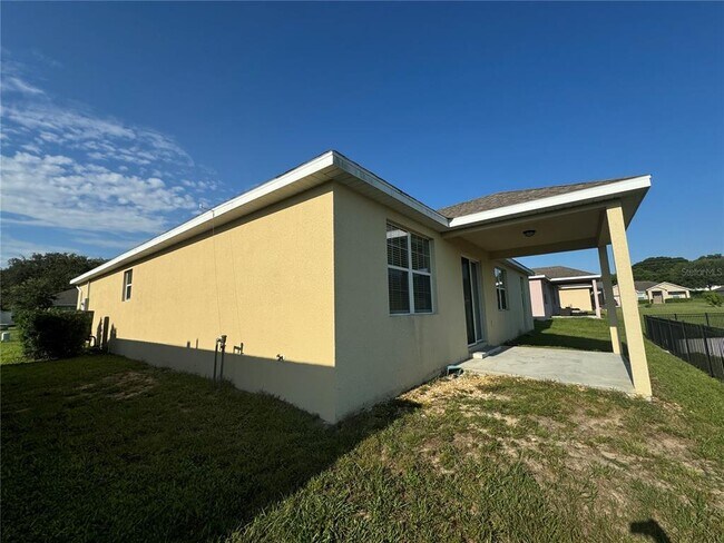 Building Photo - 33844 Emerald Pond Loop