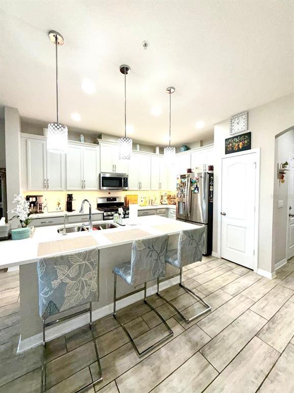 Building Photo - 204 Rustic Loop