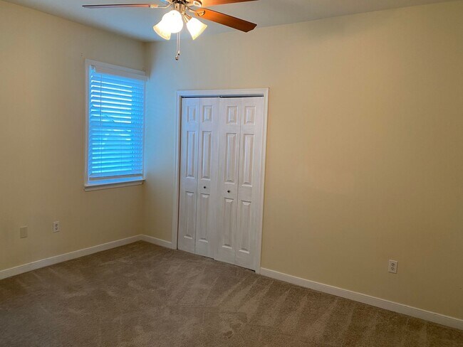 Building Photo - Quiet Cozy Northside Home for Rent