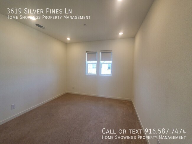 Building Photo - 3619 Silver Pine Ln