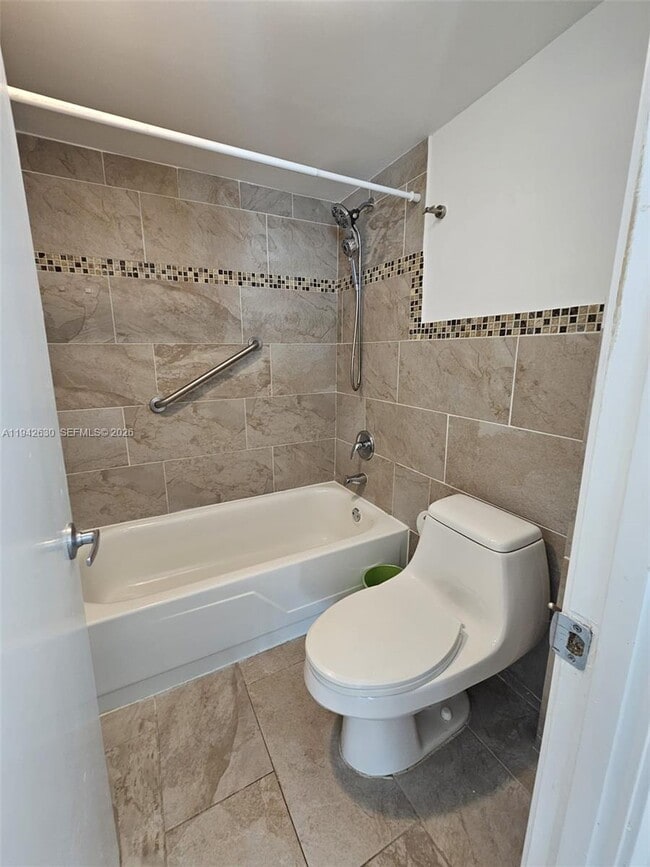 Building Photo - 7135 Collins Ave