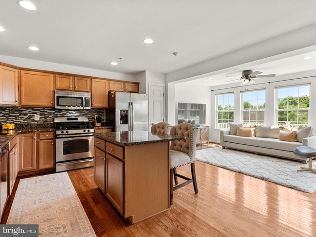 Building Photo - 232 Tall Trees Cir