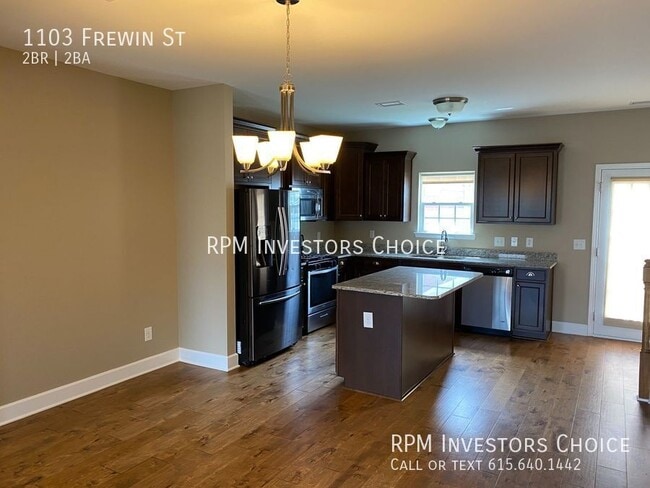 Building Photo - 1103 Frewin St