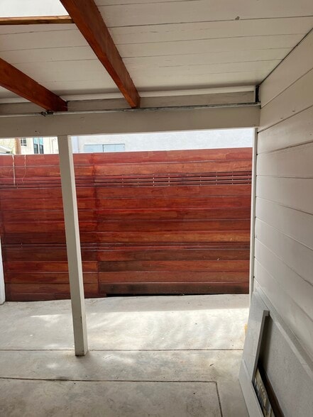 Building Photo - 4826 Dawes St