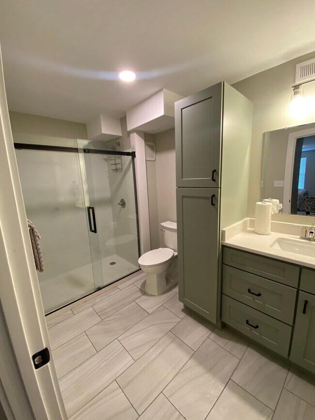 Building Photo - Corporate Housing