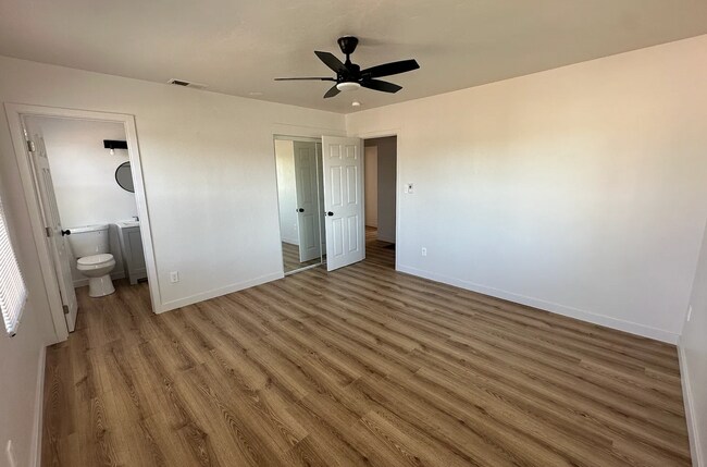 Building Photo - 6441 Montezuma Rd