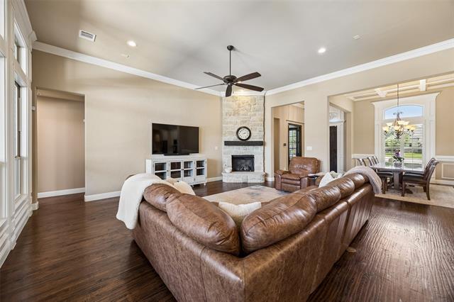 Building Photo - 801 Rose Ct