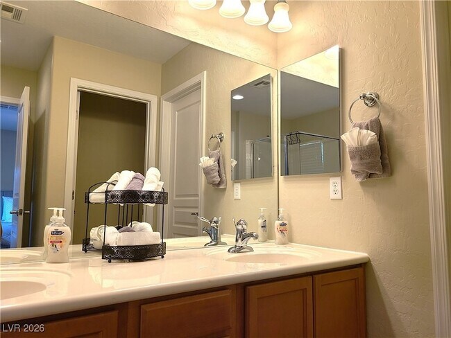 Building Photo - 4650 Ranch House Rd