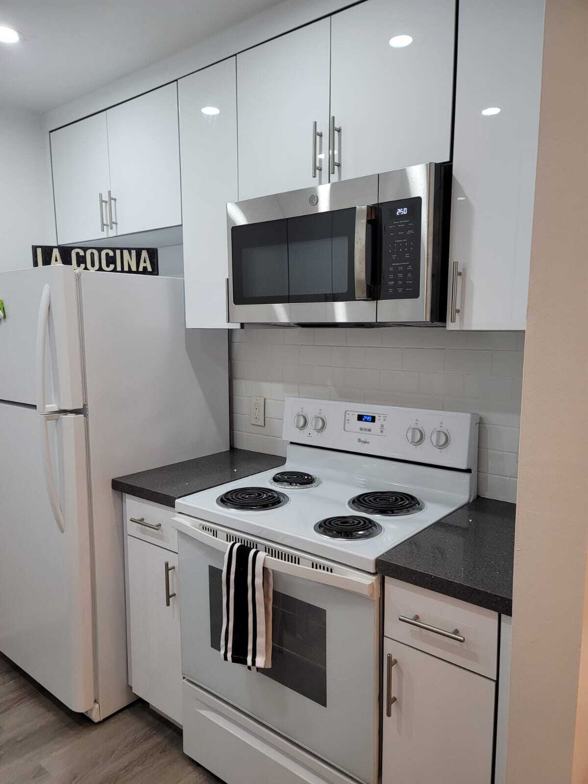 Newly renovated kitchen - 151 SW 134th Way