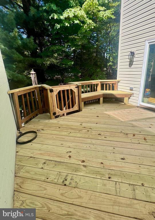 Building Photo - 1424 Yellowwood Ct