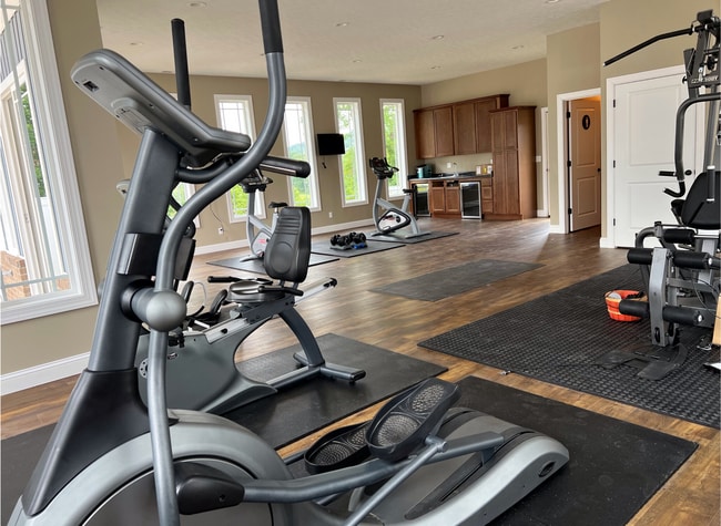 Building Photo - 14 Mimosa Ln