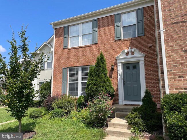 Building Photo - 11749 Batley Pl