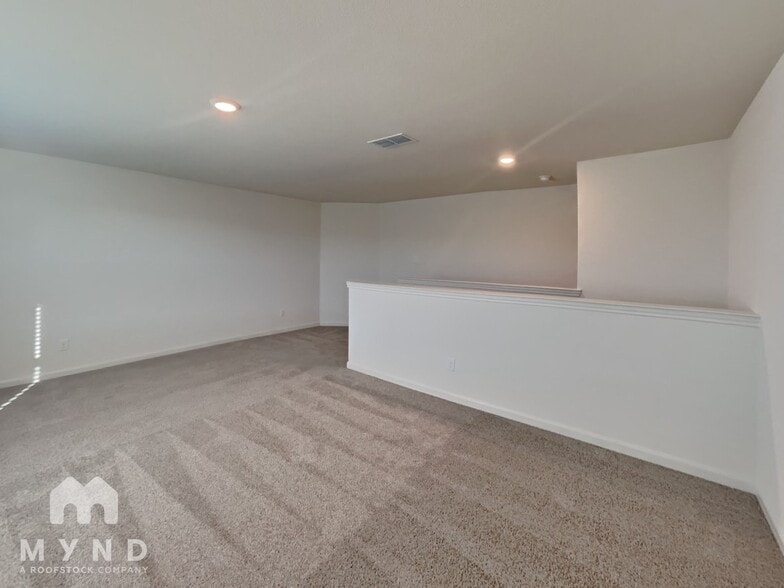 Building Photo - 8213 Columbia Fls Rd