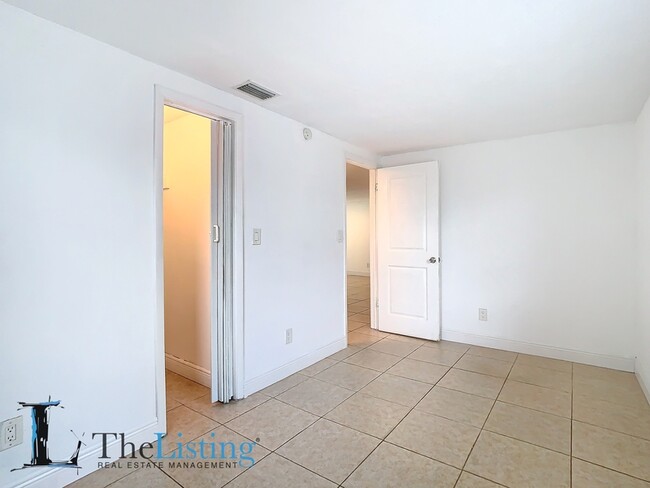 Building Photo - 1521 Swordbill Dr