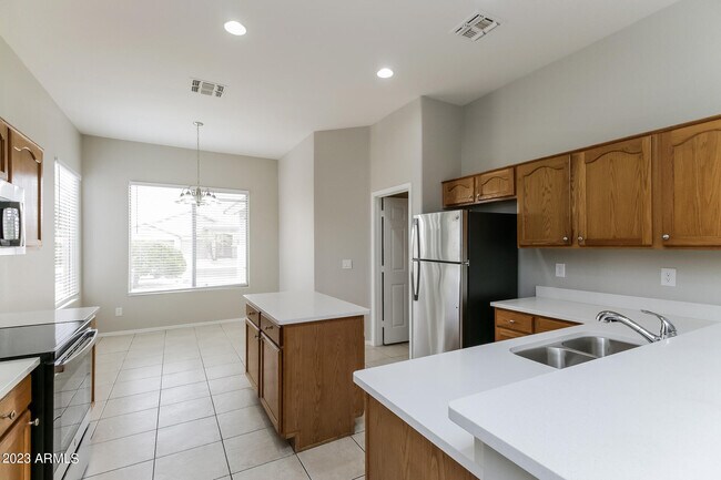 Building Photo - 3958 S Seton Ave