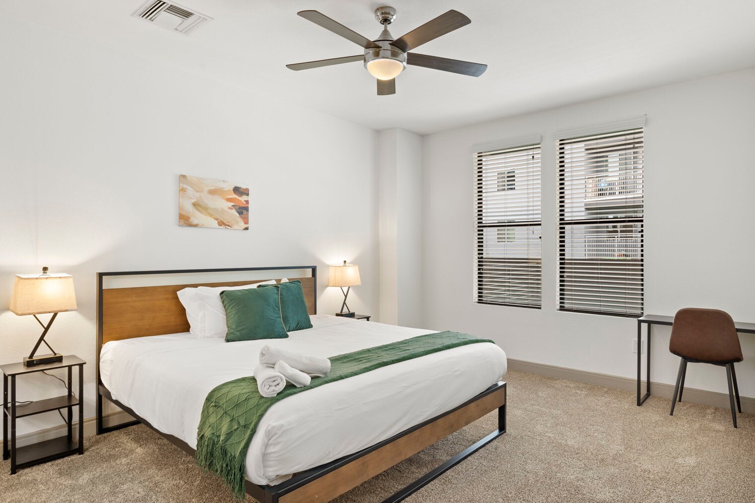 Building Photo - 555 N College Ave