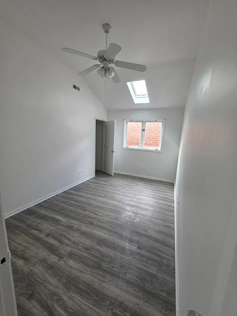 Building Photo - 2448 W Grenshaw St