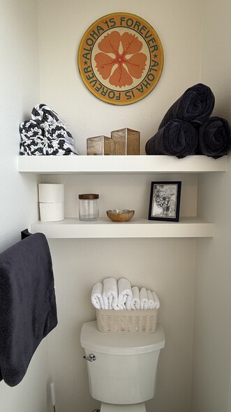 Building Photo - 64-1061-1061 Mamalahoa Hwy