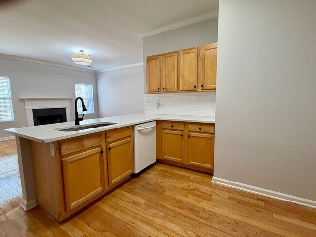 Building Photo - 4216 Rogers Creek Ct
