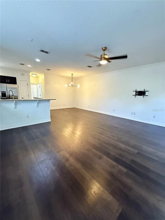Building Photo - 3336 Las Campos Pl