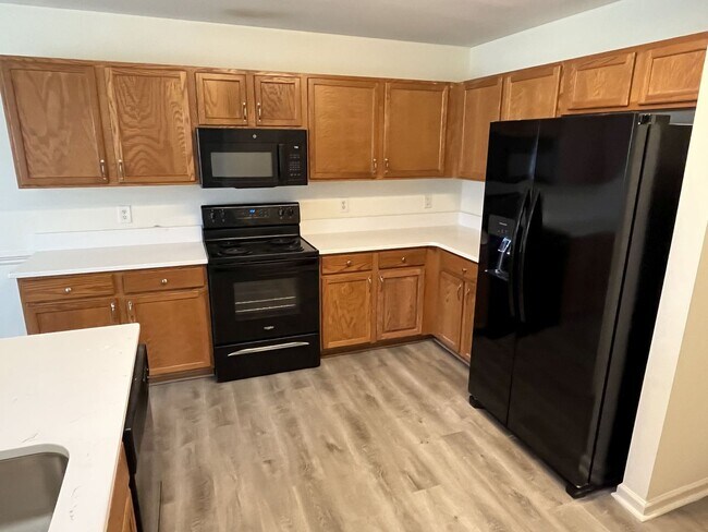 Building Photo - Lovely 3 Bed, 2.5 Bath home in Havenbrook