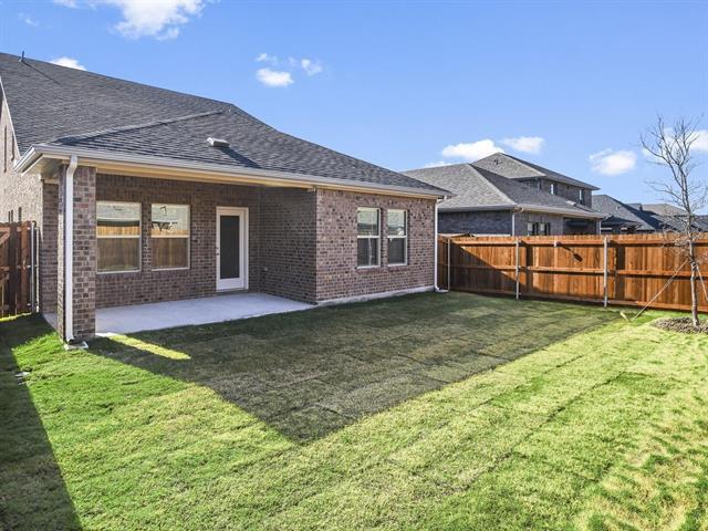 Building Photo - 208 Goosewood Dr