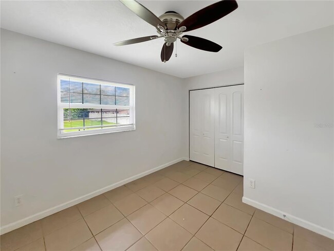 Building Photo - 11594 1st Ave