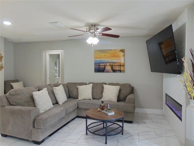 Building Photo - 4706 Tampa Downs Blvd