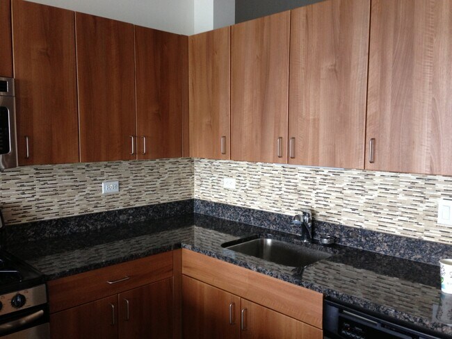 Building Photo - 235 W Van Buren St