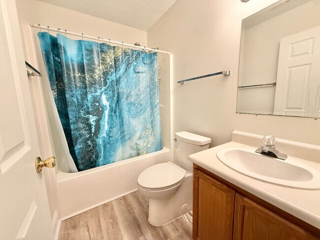 Building Photo - 112 Barts Trl
