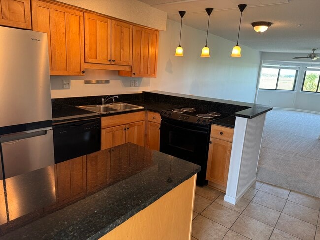 Building Photo - 177 W Mariners Cay Dr