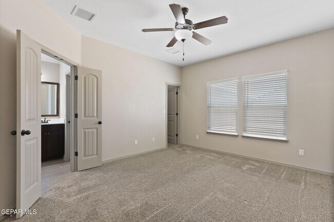 Building Photo - 14916 Tierra Coruna Ave