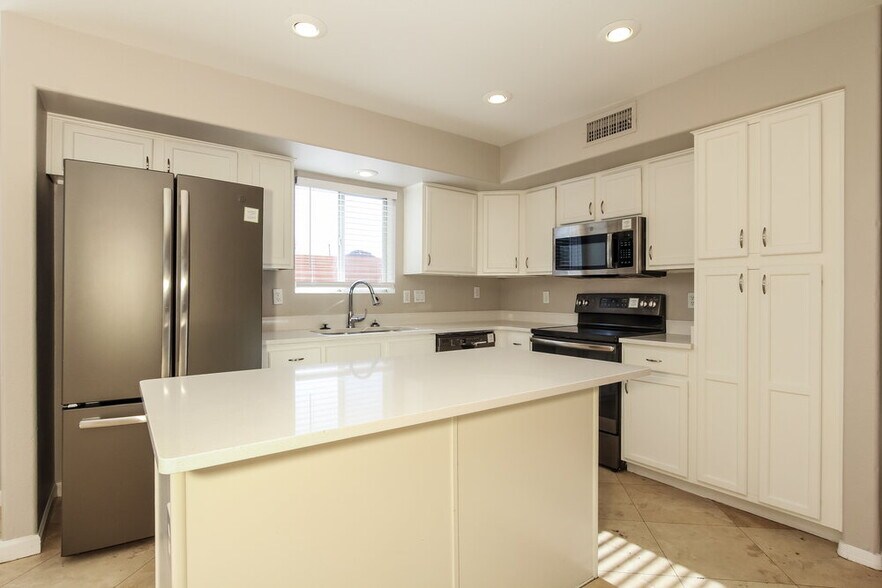 Building Photo - 2401 N 125th Dr