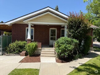 Building Photo - Two bedroom one bath brick charmer!