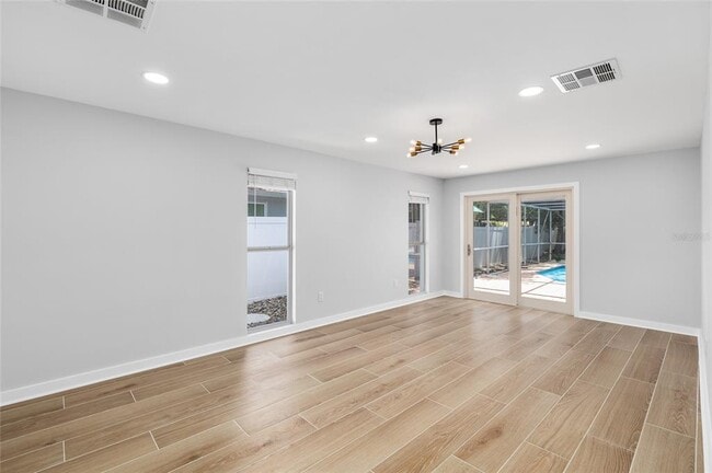 Building Photo - 2306 S San Jose Cir