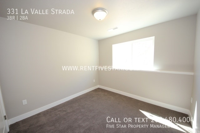 Building Photo - 331 La Valle Strada