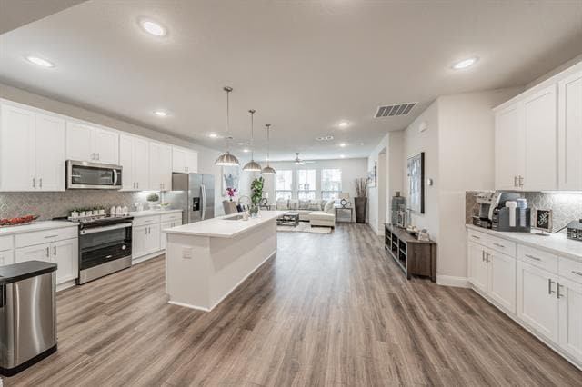 Building Photo - 9713 Thorncrown Ln