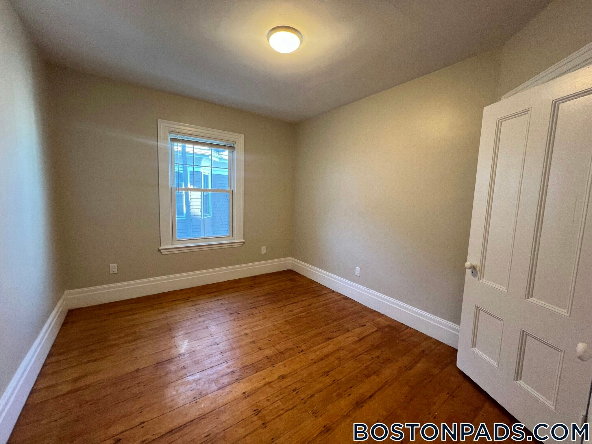 Building Photo - 49 Forbes St