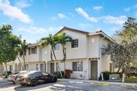 Building Photo - 4170 Napoli Lake Dr