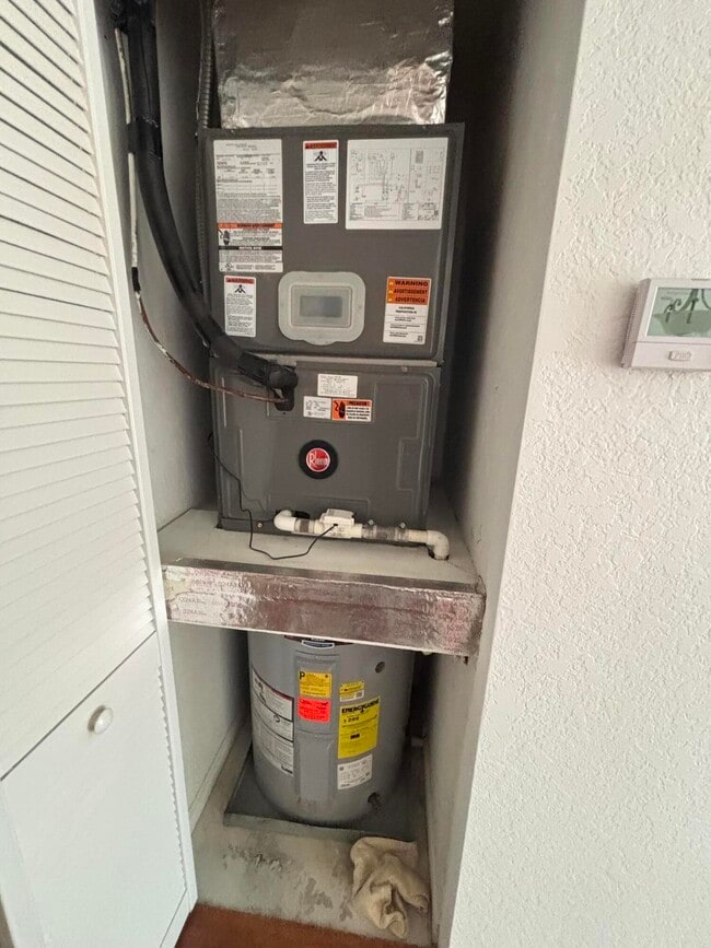 Building Photo - 3474 Cypress Trail