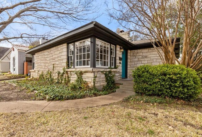 Building Photo - 3248 Cockrell Ave