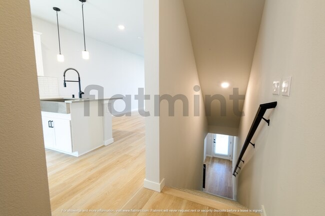 Building Photo - 14568 Westminster Way N