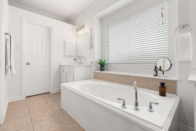 Building Photo - 55 W Matisse Meadow Ct