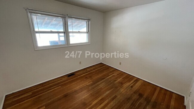 Building Photo - 2024-4530MF